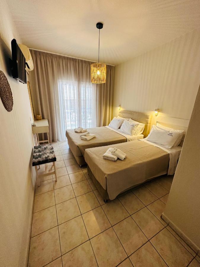 Pella Hotel - New Неос-Мармарас Екстер'єр фото